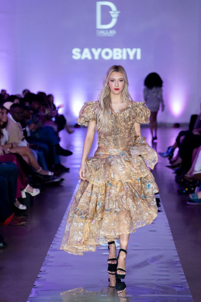 SayoBiyi Runway2